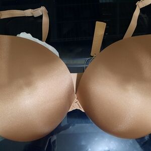 Skims push up nipple bra 40DDD